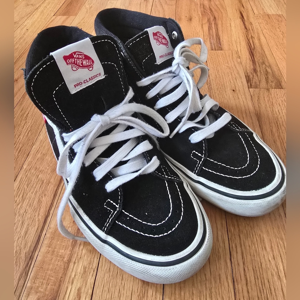 Vans Sk8-Hi Pro Black White High Top Sneakers Mens 7 Womens 8.5 UltraCush